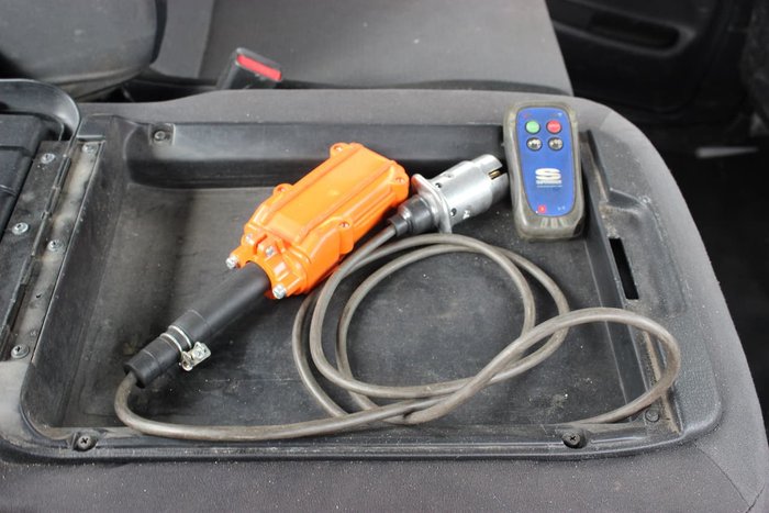 2010 HINO FM 2630 WHITE