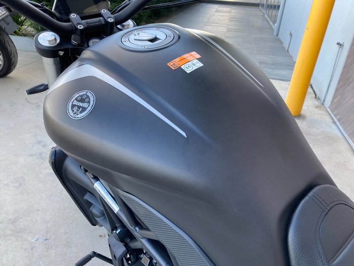 2021 Benelli 502C Black