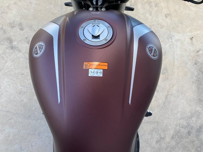 2021 Benelli 502C Red