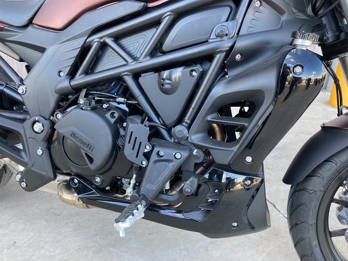 2021 Benelli 502C Red