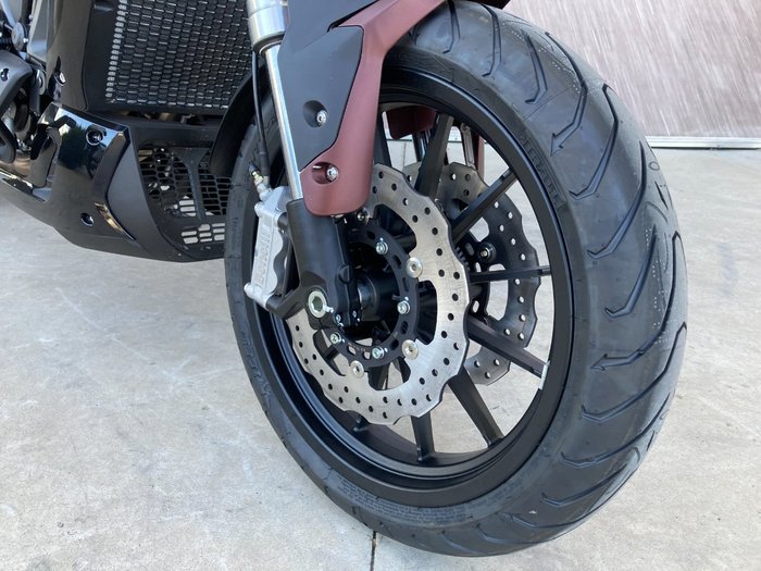 2021 Benelli 502C Red