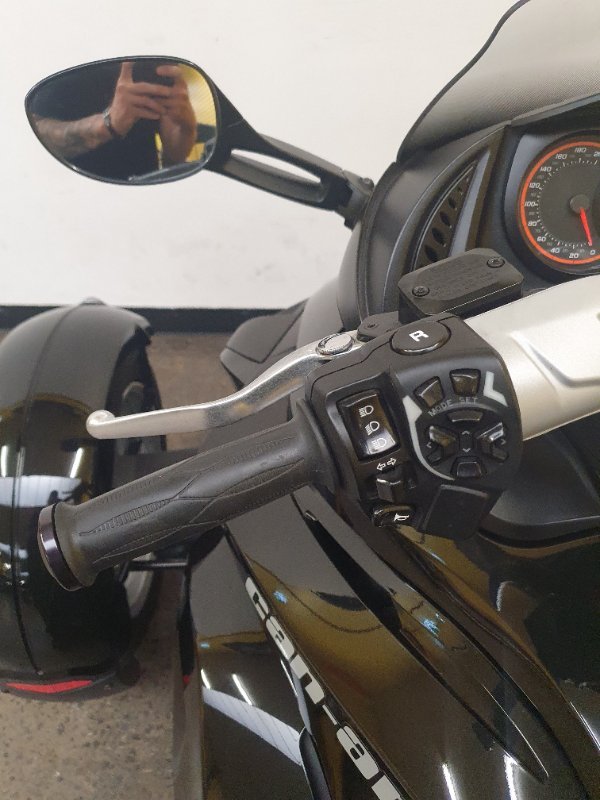 2014 BRP SPYDER Black