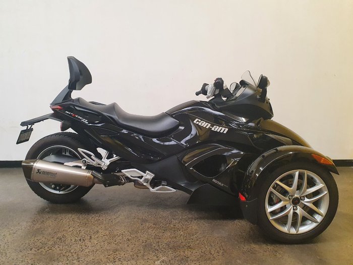 2014 BRP SPYDER Black