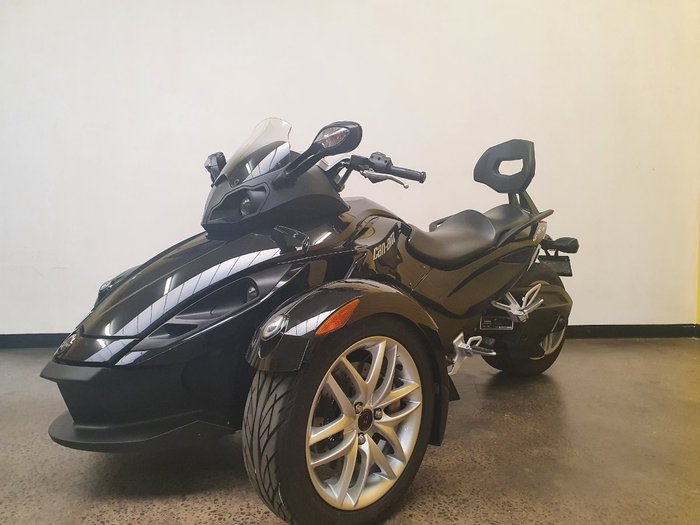 2014 BRP SPYDER Black