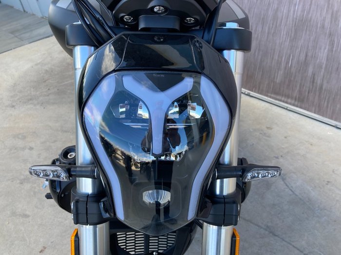 2021 Benelli 502C Black