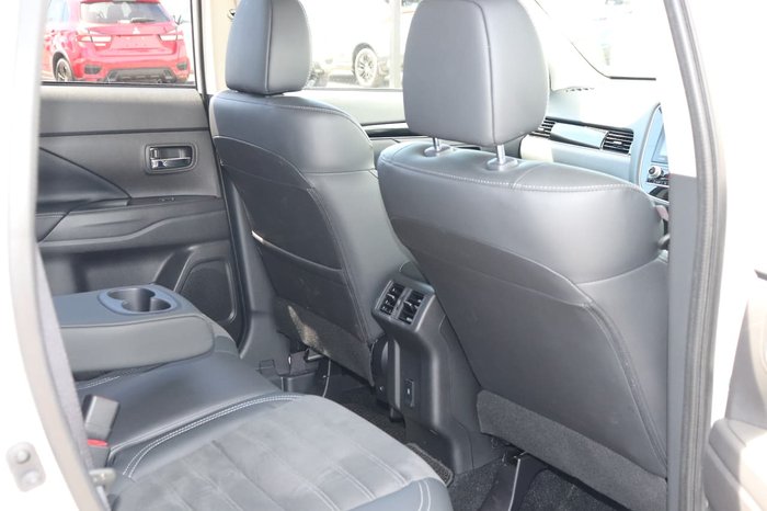 2019 Mitsubishi Outlander LS ZL MY20 White