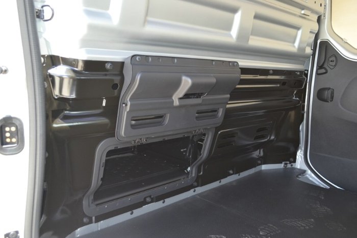 2020 Renault Trafic Premium 103kW X82 SILVER SWB MANUAL TRADE