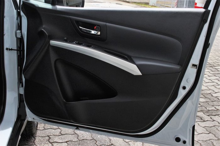 2019 Suzuki S-Cross Turbo Prestige JY White