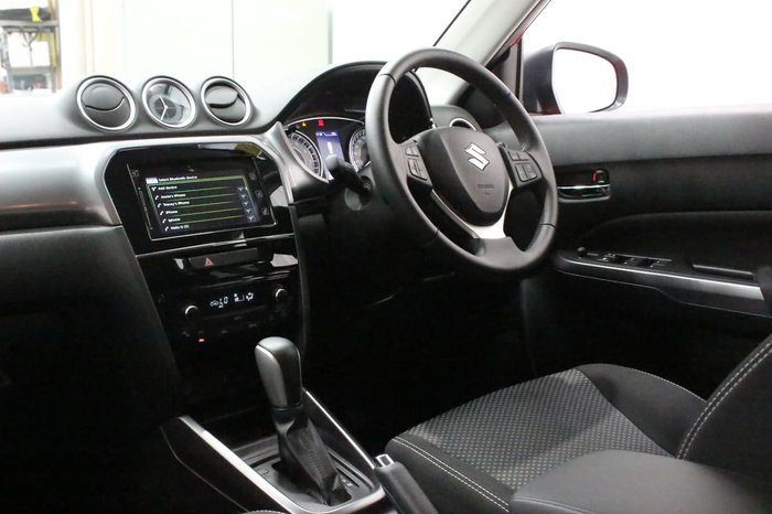 2019 Suzuki Vitara LY Series II Red