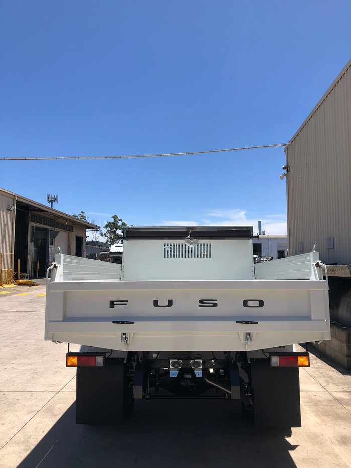2020 FUSO CANTER 815 FACTORY TIPPER SAFETY PACK AMT White