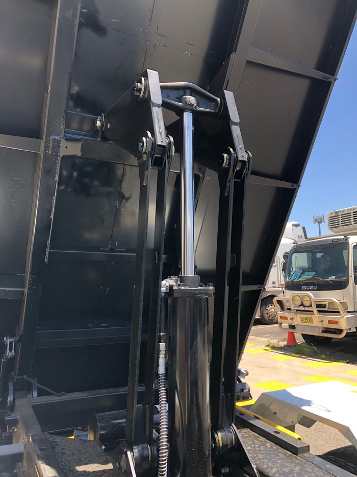 2020 FUSO CANTER 815 FACTORY TIPPER SAFETY PACK AMT White