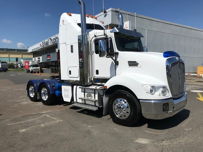 2014 KENWORTH T409 White