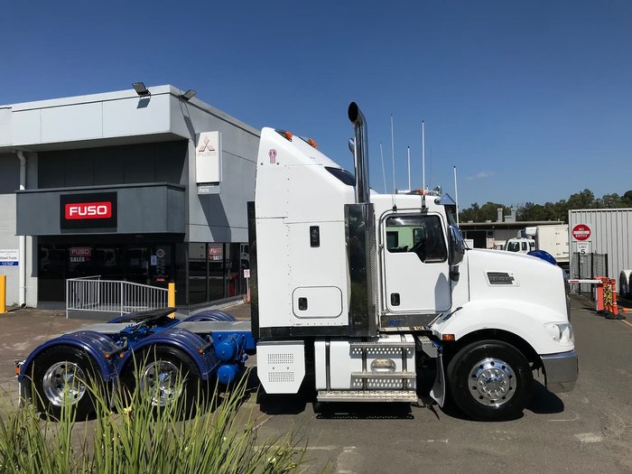 2014 KENWORTH T409 White
