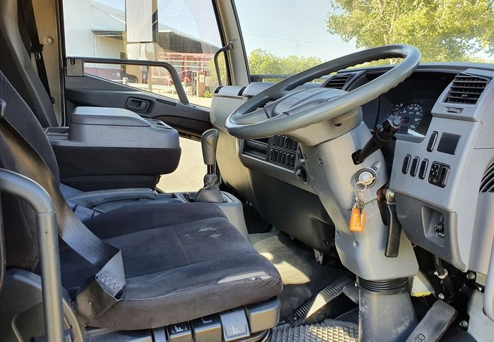 2015 FUSO 1024 FIGHTER WHITE