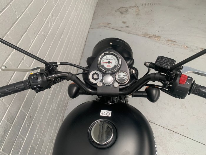 2020 Royal Enfield CLASSIC 500 ABS Black