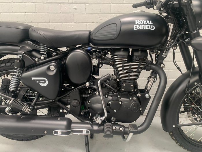 2020 Royal Enfield CLASSIC 500 ABS Black