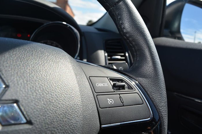 2019 Mitsubishi ASX ES XD MY20 White