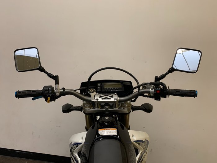 2014 Suzuki DR-Z400 SM White