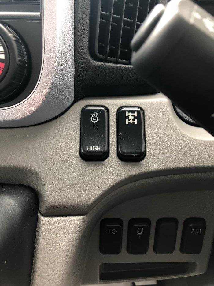 2020 FUSO 4X4 FG WIDE CAB MWB CANTER IN STOCK White