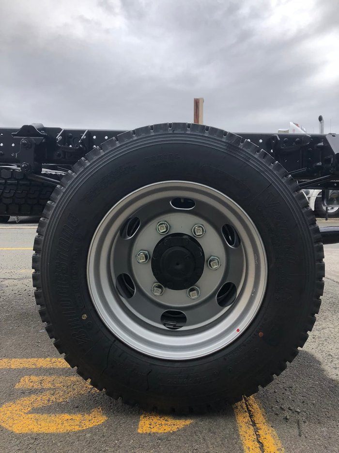 2020 FUSO 4X4 FG WIDE CAB MWB CANTER IN STOCK White