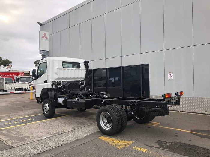2020 FUSO 4X4 FG WIDE CAB MWB CANTER IN STOCK White