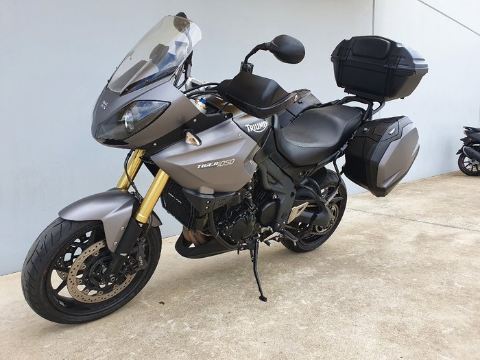 2012 Triumph TIGER 1050 Grey