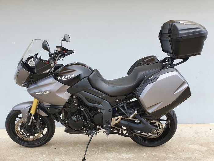 2012 Triumph TIGER 1050 Grey