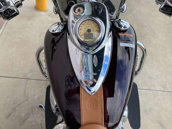 2021 Indian CHIEF VINTAGE CRIMSON METALLIC TOURER Maroon