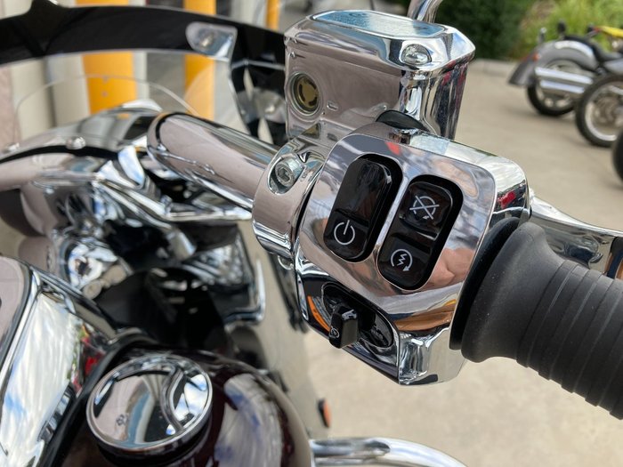 2021 Indian CHIEF VINTAGE CRIMSON METALLIC TOURER Maroon