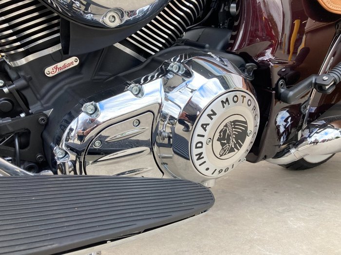 2021 Indian CHIEF VINTAGE CRIMSON METALLIC TOURER Maroon