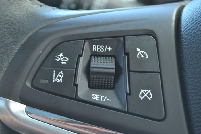 2015 Holden Calais V VF Series II MY16 SILVER