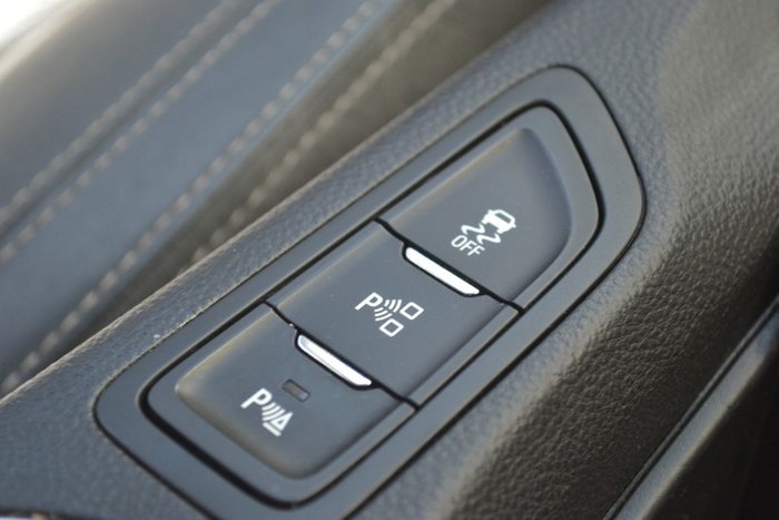 2015 Holden Calais V VF Series II MY16 SILVER