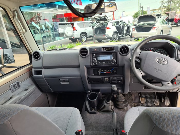 2017 Toyota Landcruiser GXL VDJ79R 4X4 Dual Range Vintage Gold