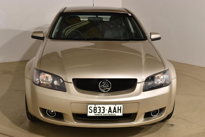 2007 Holden Commodore Lumina VE Gold
