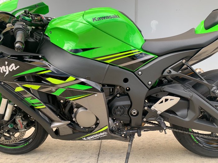 2018 Kawasaki NINJA ZX-10RR Green