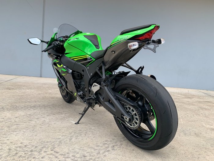 2018 Kawasaki NINJA ZX-10RR Green