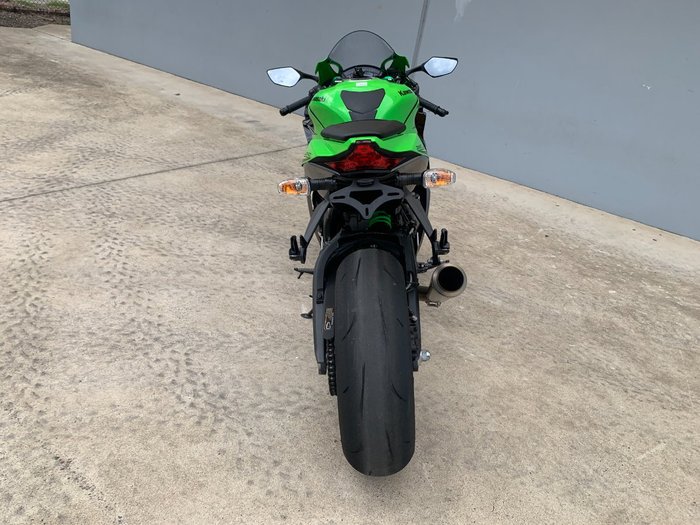 2018 Kawasaki NINJA ZX-10RR Green