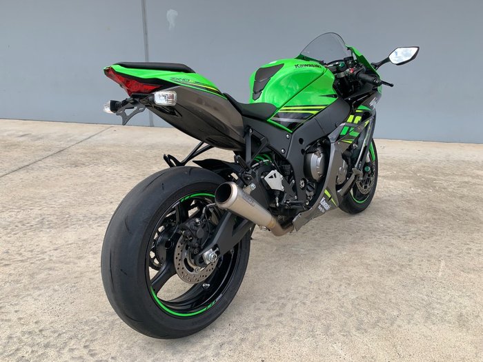2018 Kawasaki NINJA ZX-10RR Green