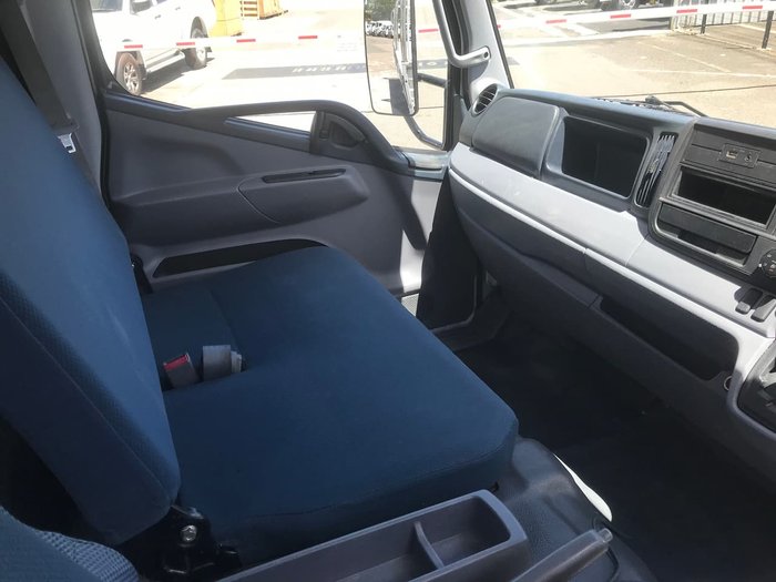 2014 FUSO MITSUBISHI CANTER 515 AUTO WHITE