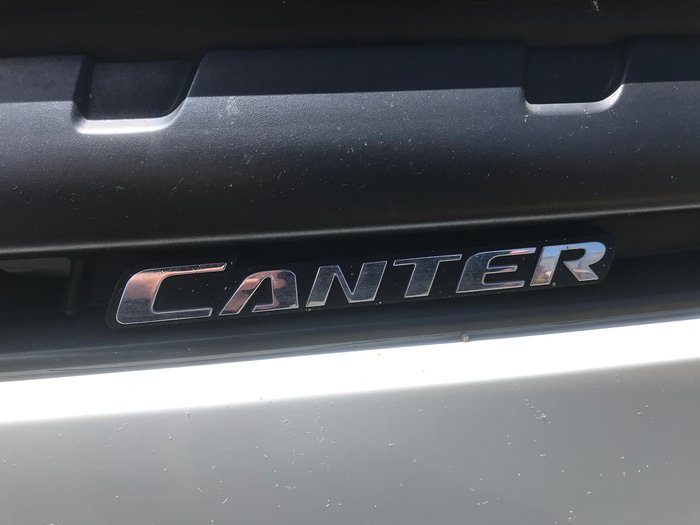 2014 FUSO MITSUBISHI CANTER 515 AUTO WHITE