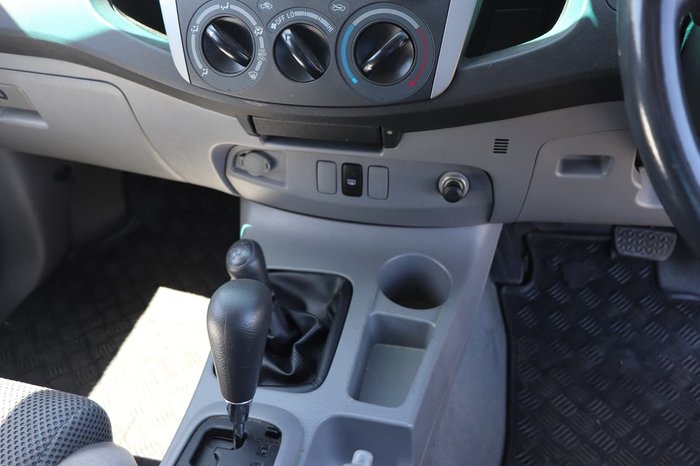 2010 Toyota Hilux SR5 KUN26R MY10 4X4 Beige