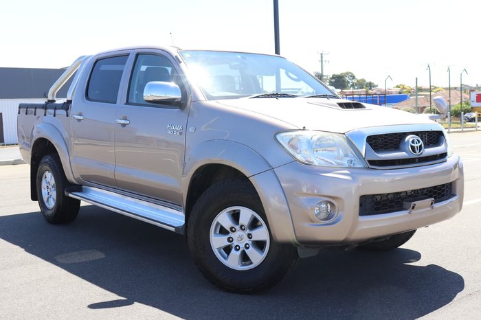 2010 Toyota Hilux SR5 KUN26R MY10 4X4 Beige