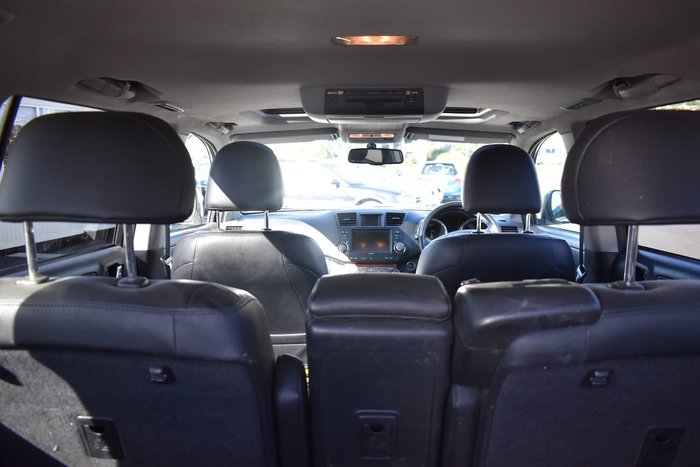 2010 Toyota Kluger Grande GSU40R White