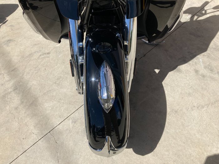 2015 Indian ROADMASTER THUNDER BLACK Black