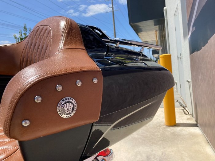 2015 Indian ROADMASTER THUNDER BLACK Black