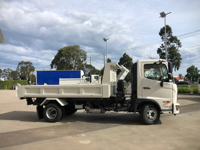 2021 HINO FC 1124 White