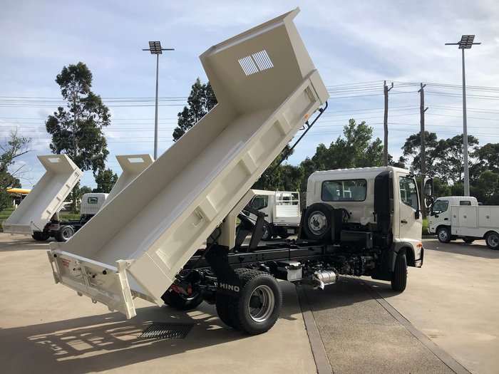 2021 HINO FC 1124 White