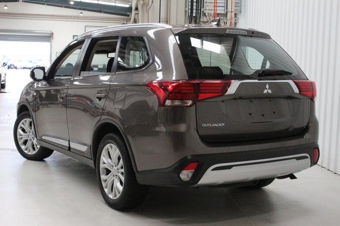 2019 Mitsubishi Outlander ES ZL MY20 4X4 On Demand Brown