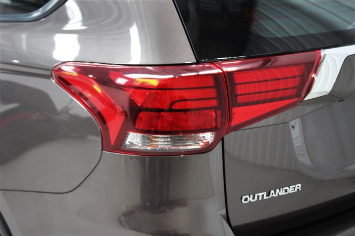 2019 Mitsubishi Outlander ES ZL MY20 4X4 On Demand Brown