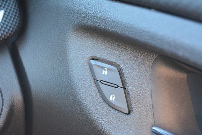 2016 Holden Commodore SV6 VF Series II MY16 Silver